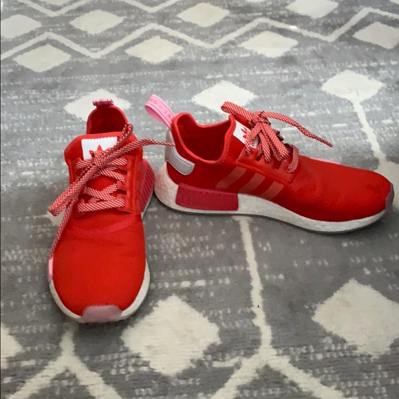 adidas nmd r1 red womens